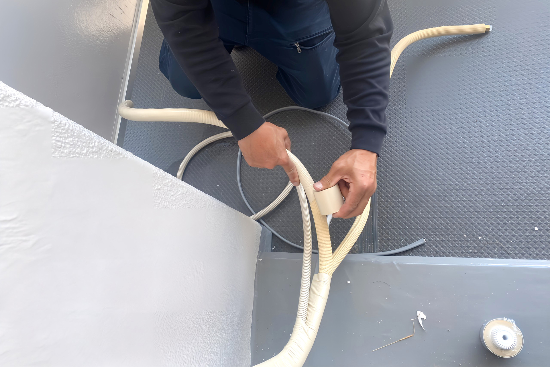 エアコン設置 イメージ